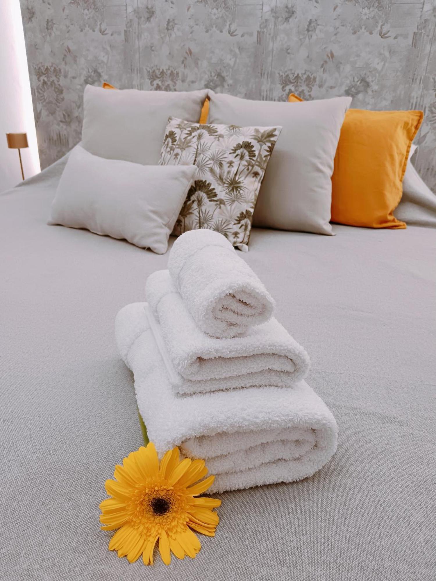 Casa Petri Home Spa Palermo Exteriör bild